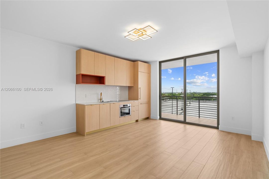 На продажу: $625,000 (0 спален, 1 ванн, 0 Квадратных фут)