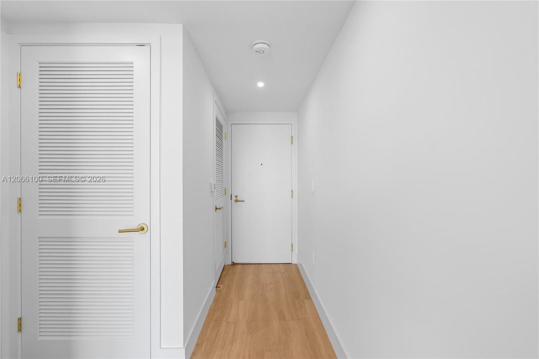 На продажу: $625,000 (0 спален, 1 ванн, 0 Квадратных фут)