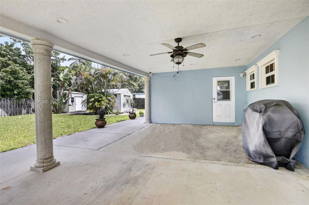 For Sale: $718,000 (4 beds, 3 baths, 1891 Square Feet)