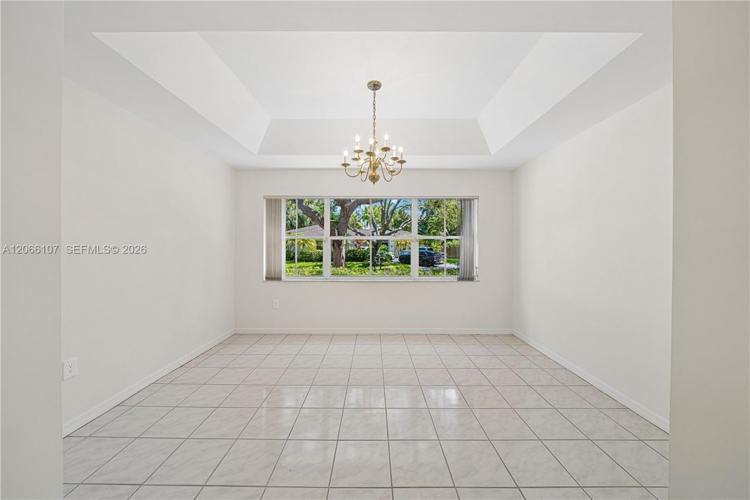 For Sale: $1,695,000 (5 beds, 3 baths, 3160 Square Feet)