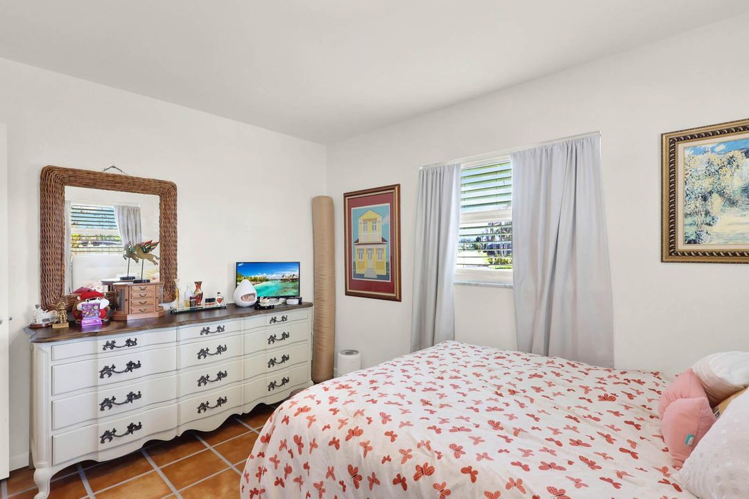 1902_Mimosa_Ave-38