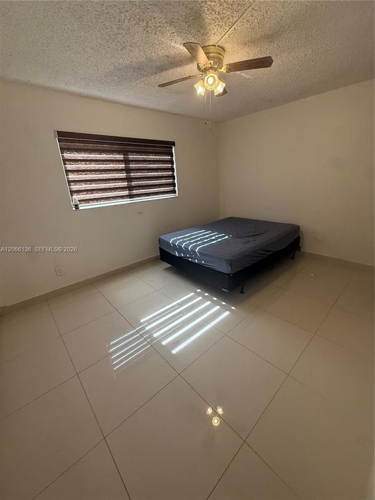 В аренду: $1,850 (2 спален, 1 ванн, 1112 Квадратных фут)