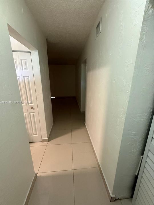 В аренду: $1,850 (2 спален, 1 ванн, 1112 Квадратных фут)