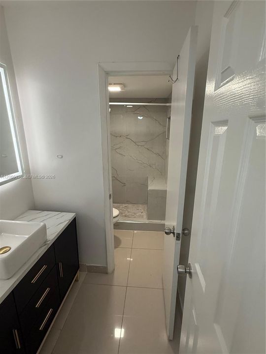 В аренду: $1,850 (2 спален, 1 ванн, 1112 Квадратных фут)