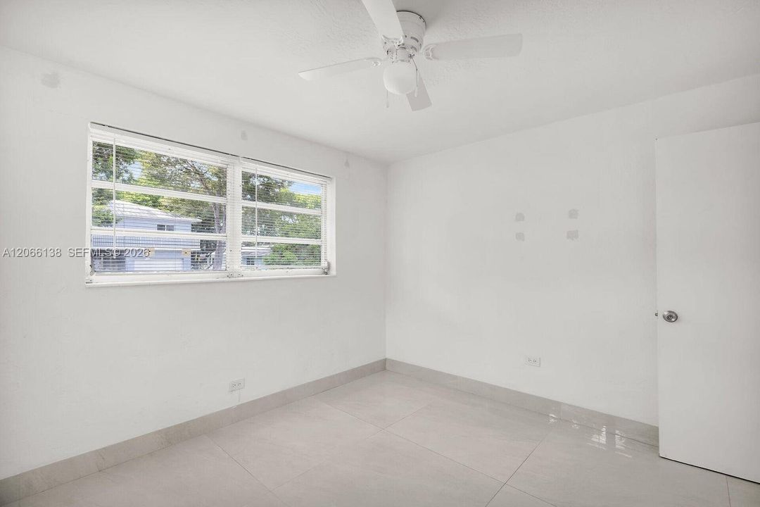 For Sale: $665,000 (4 beds, 2 baths, 1314 Square Feet)