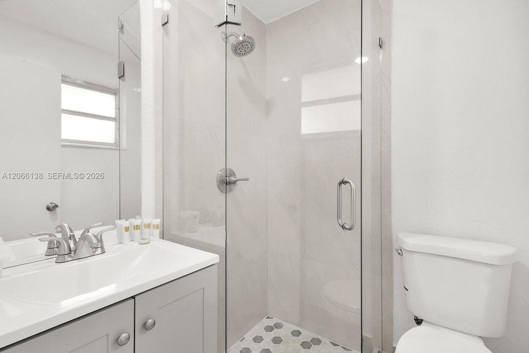 For Sale: $665,000 (4 beds, 2 baths, 1314 Square Feet)