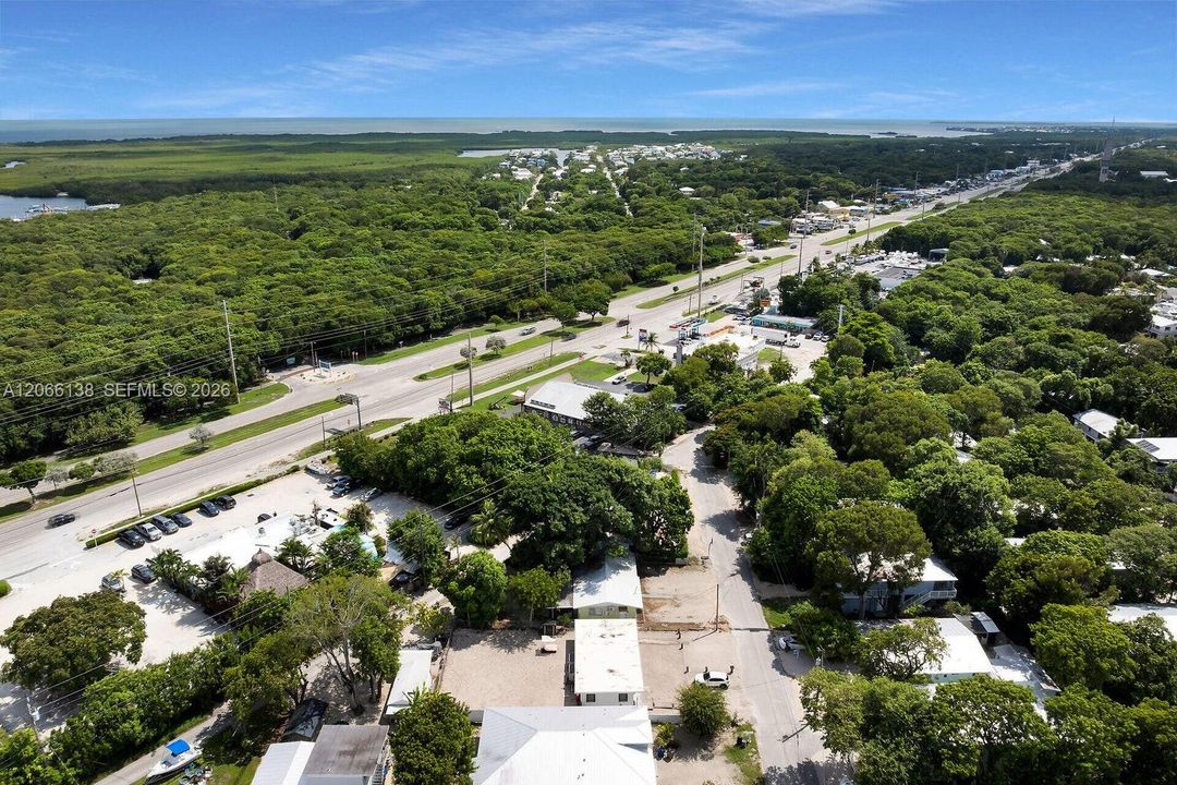 For Sale: $665,000 (4 beds, 2 baths, 1314 Square Feet)
