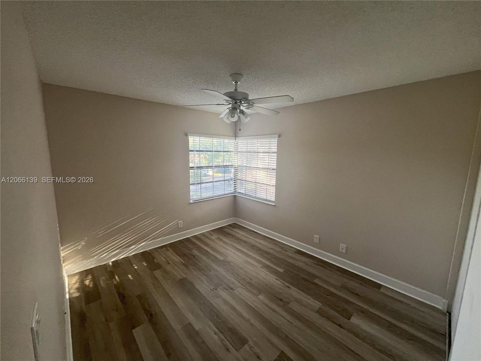 For Rent: $2,500 (3 beds, 2 baths, 1150 Square Feet)