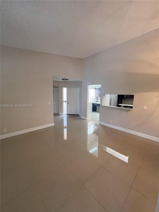 For Rent: $2,500 (3 beds, 2 baths, 1150 Square Feet)