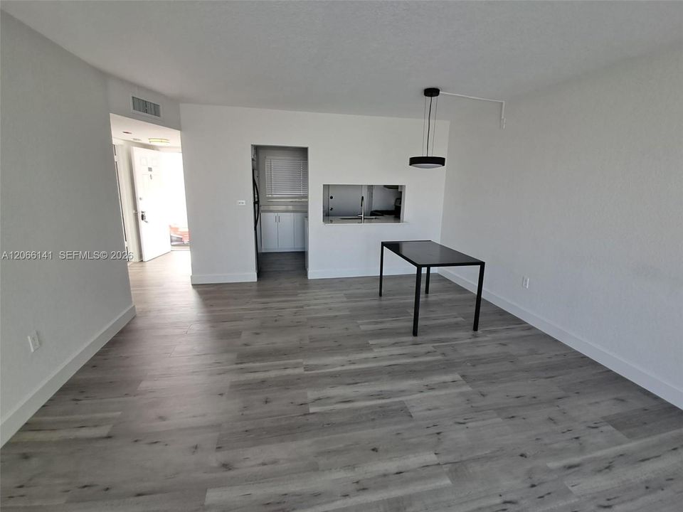 En Renta: $1,950 (1 camas, 1 baños, 648 Pies cuadrados)