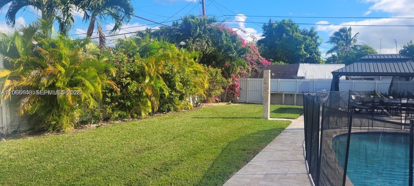 For Rent: $4,900 (4 beds, 2 baths, 1534 Square Feet)