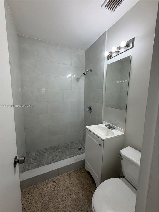 En Renta: $3,200 (3 camas, 1 baños, 1220 Pies cuadrados)
