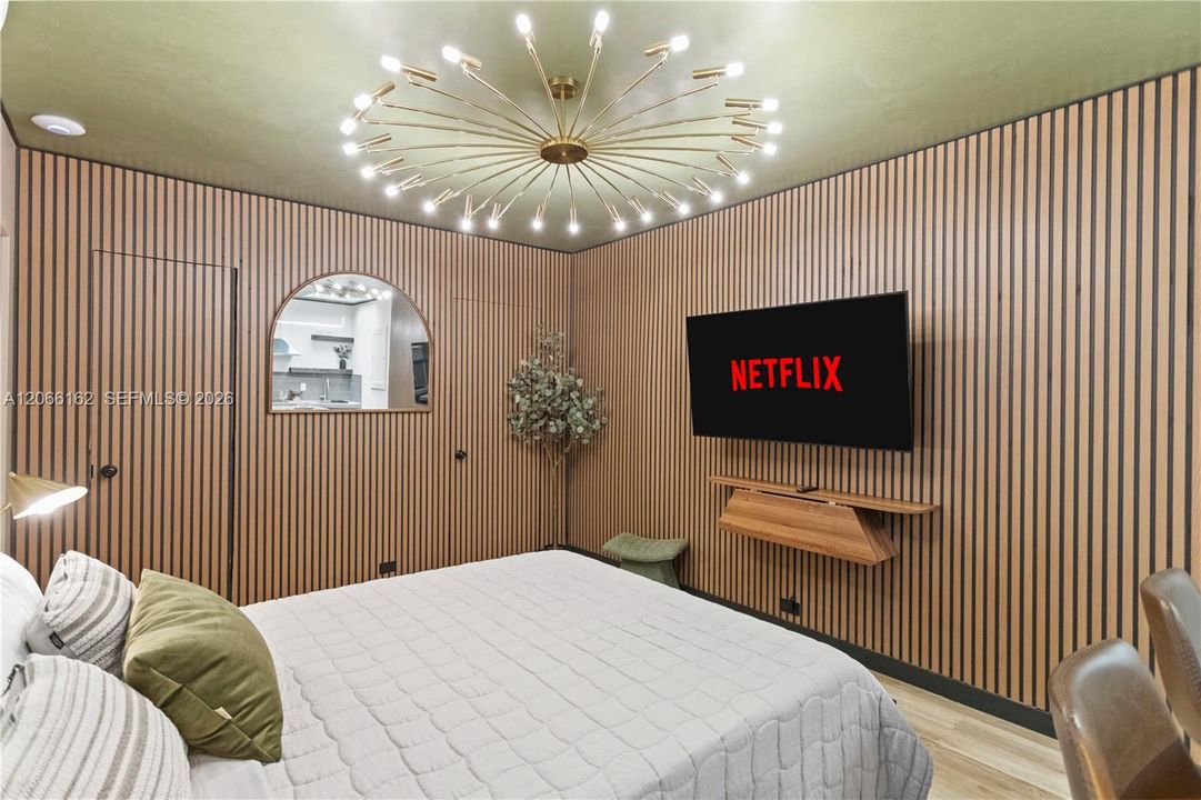 For Rent: $1,700 (1 beds, 1 baths, 1985 Square Feet)