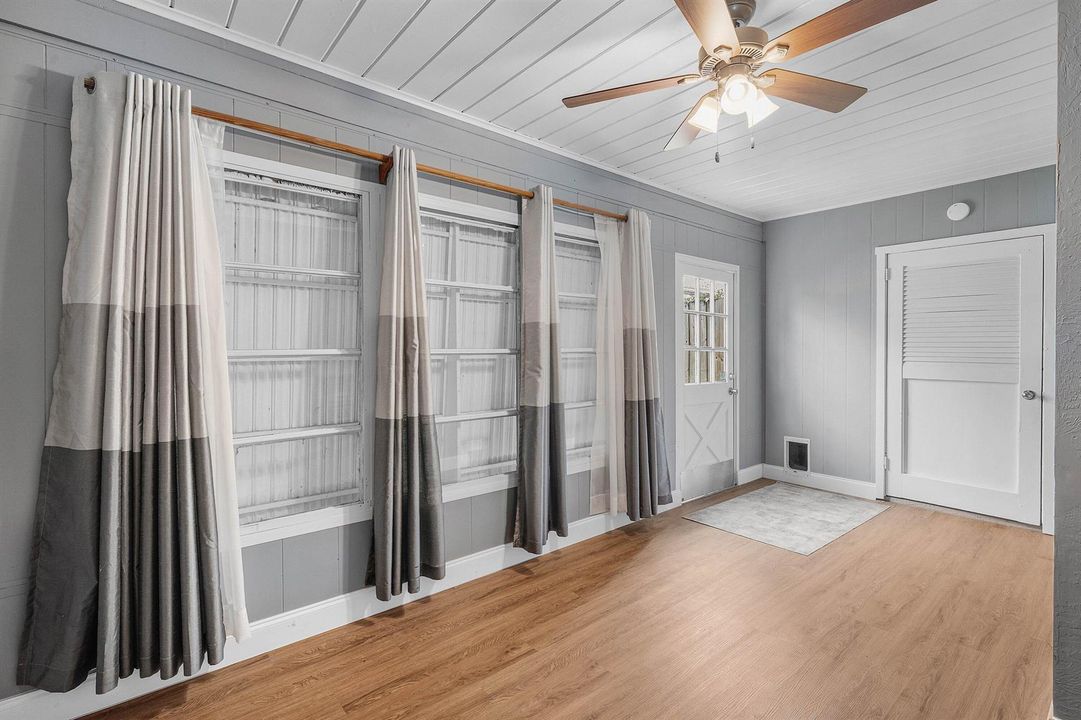 007-5709SEIndigoAvenue-Stuart-FL-34997-S