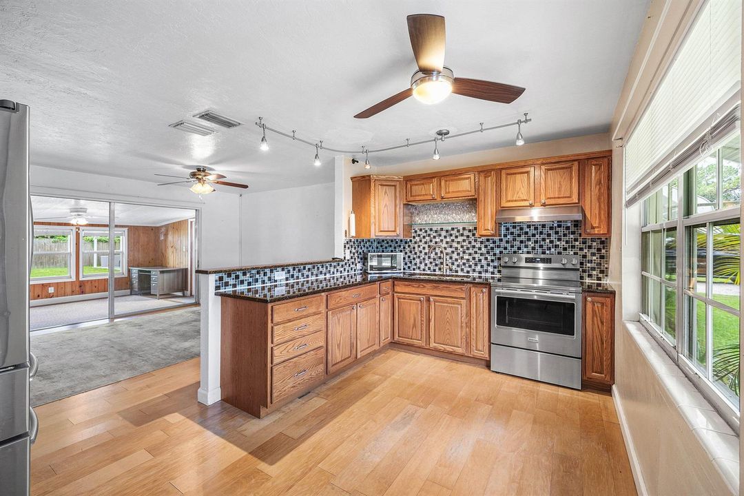 010-5709SEIndigoAvenue-Stuart-FL-34997-S
