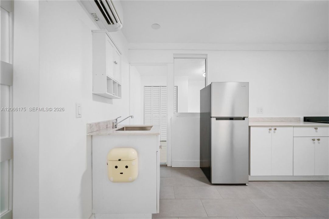 For Rent: $1,199 (1 beds, 1 baths, 600 Square Feet)