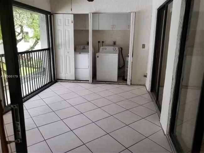 For Rent: $2,600 (3 beds, 2 baths, 1093 Square Feet)
