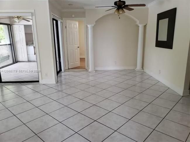 For Rent: $2,600 (3 beds, 2 baths, 1093 Square Feet)