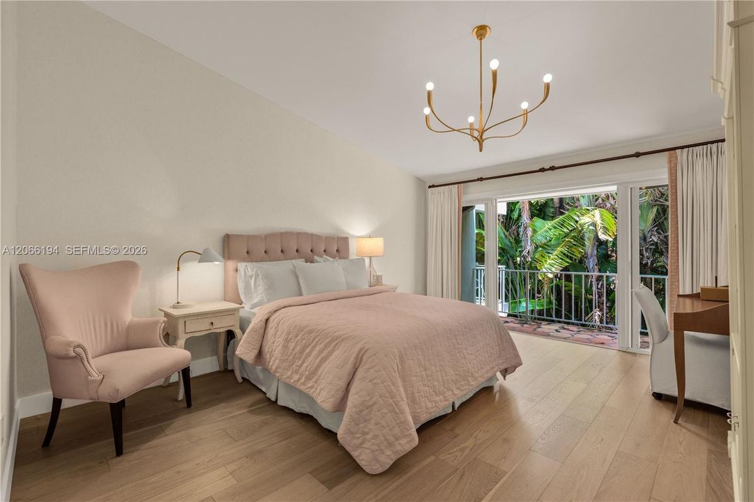 Active With Contract: $6,100 (2 beds, 2 baths, 1575 Square Feet)