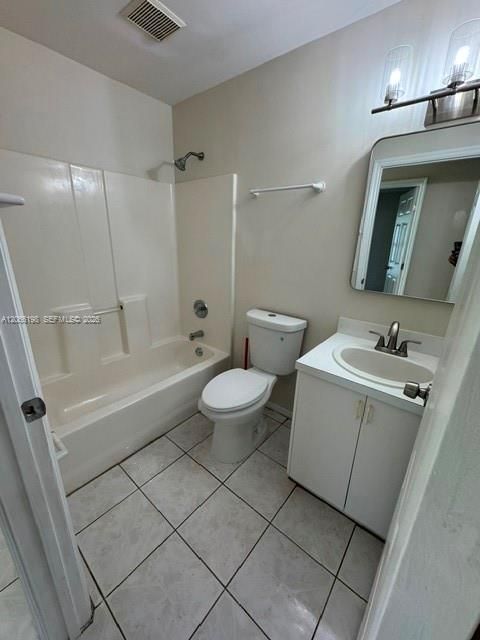 For Sale: $324,900 (3 beds, 2 baths, 1000 Square Feet)