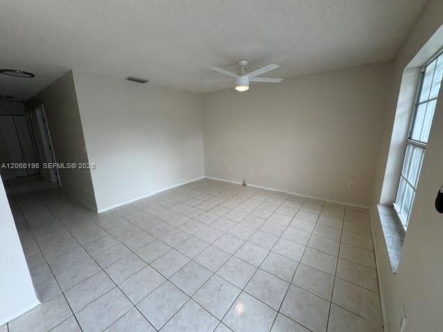 For Sale: $324,900 (3 beds, 2 baths, 1000 Square Feet)
