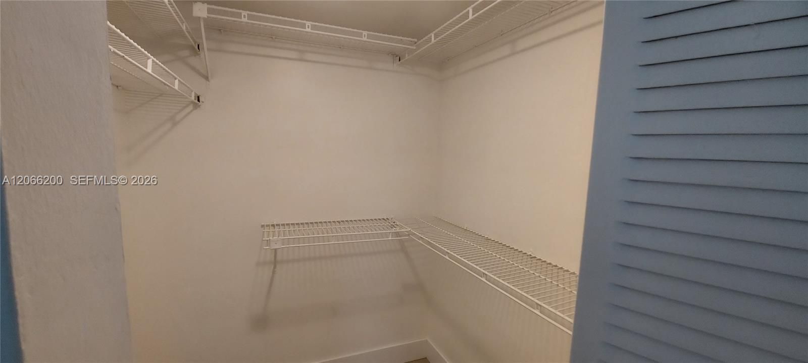 For Rent: $1,600 (1 beds, 1 baths, 750 Square Feet)