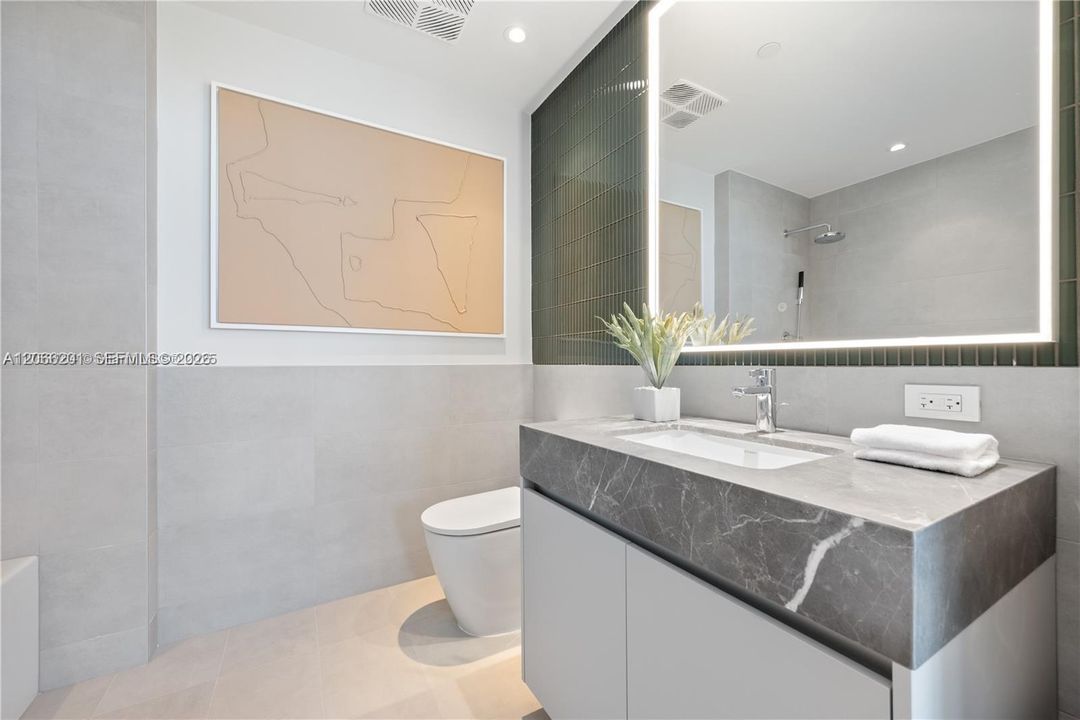 For Rent: $19,000 (2 beds, 2 baths, 1434 Square Feet)