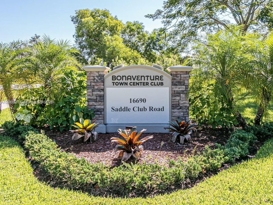 For Rent: $2,950 (3 beds, 2 baths, 1220 Square Feet)