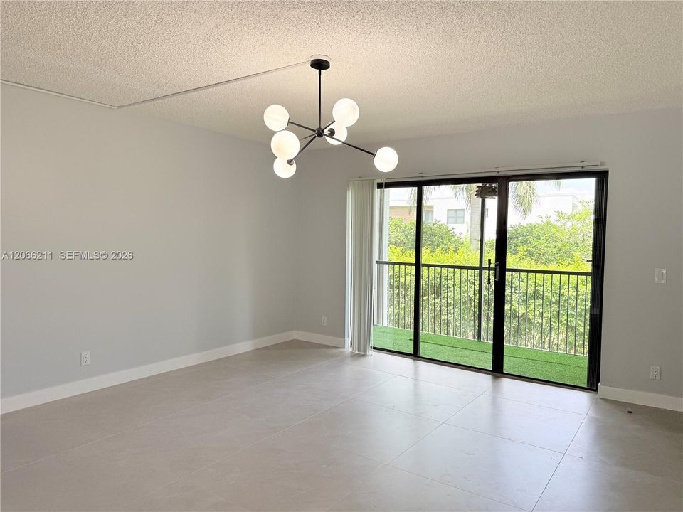 For Rent: $2,950 (3 beds, 2 baths, 1220 Square Feet)