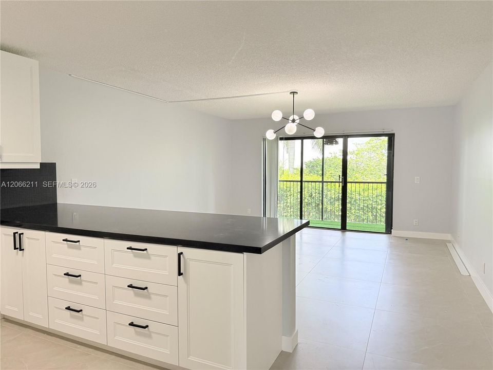 For Rent: $2,950 (3 beds, 2 baths, 1220 Square Feet)