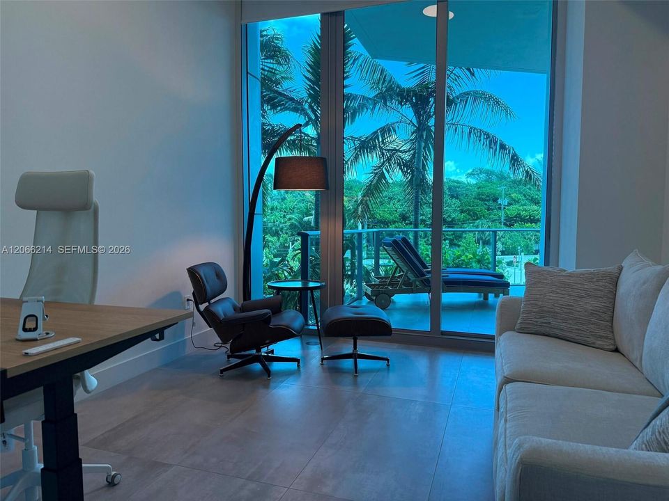 For Sale: $1,795,000 (2 beds, 2 baths, 1749 Square Feet)
