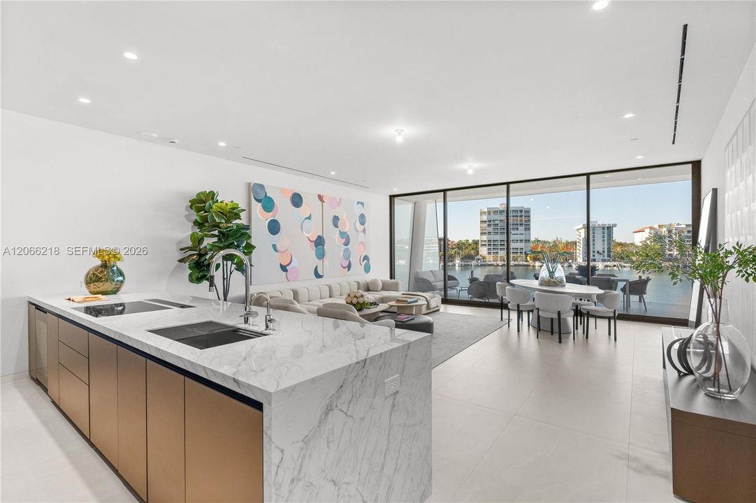 For Sale: $5,795,000 (3 beds, 3 baths, 2433 Square Feet)