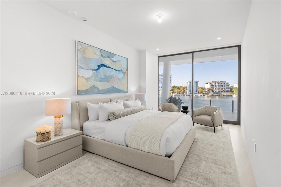 For Sale: $5,795,000 (3 beds, 3 baths, 2433 Square Feet)
