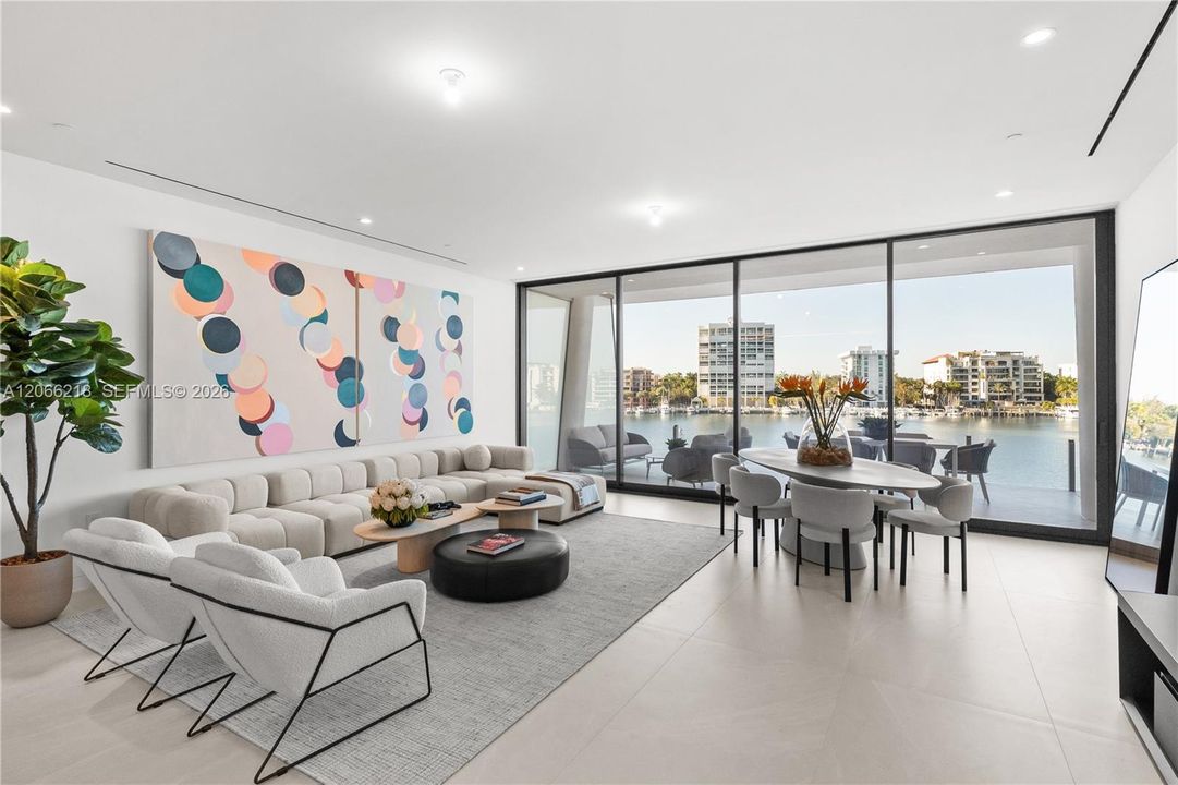 For Sale: $5,795,000 (3 beds, 3 baths, 2433 Square Feet)