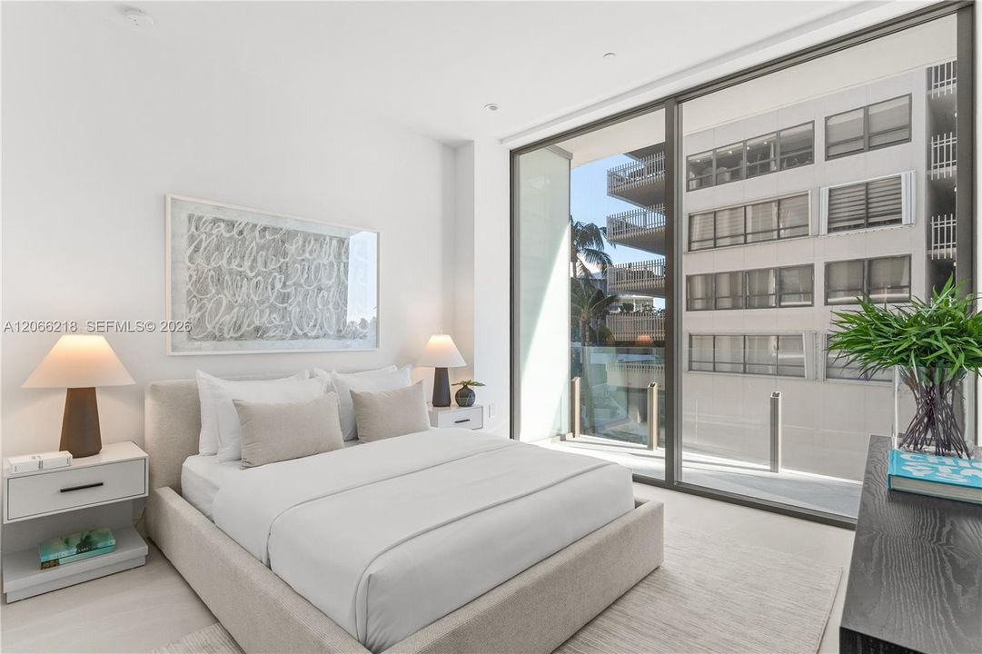 For Sale: $5,795,000 (3 beds, 3 baths, 2433 Square Feet)