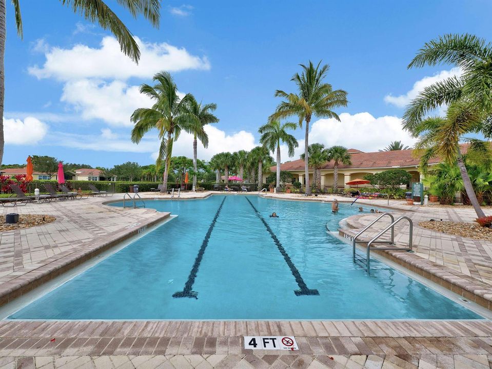 4 - Clubhouse pool