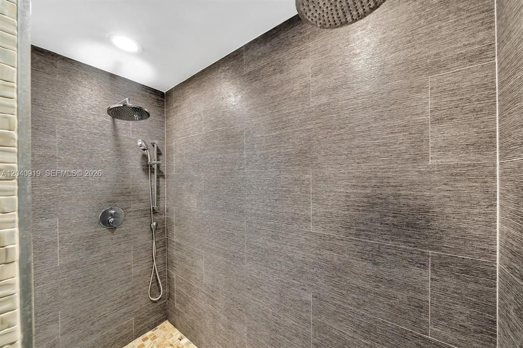 sw master bath