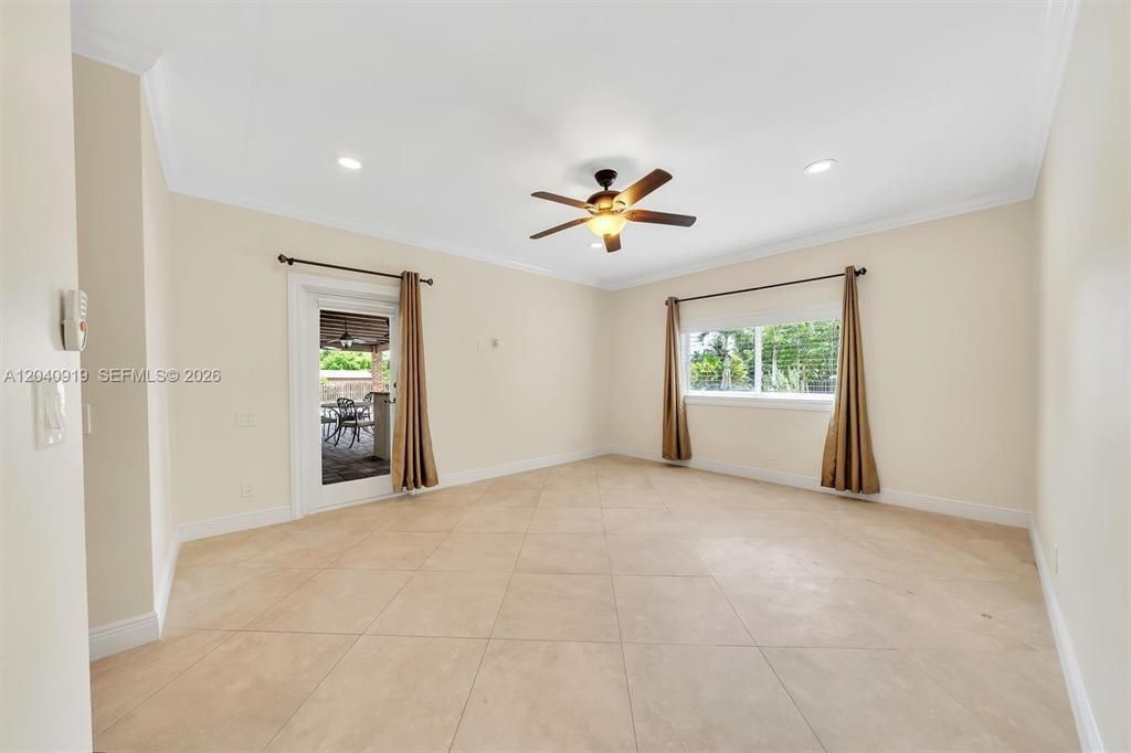 sw master bedroom