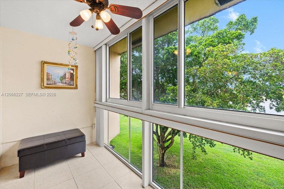For Sale: $119,500 (2 beds, 2 baths, 850 Square Feet)