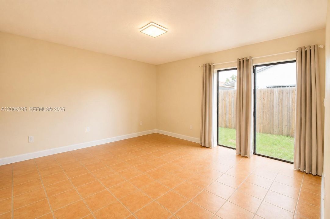 For Sale: $645,000 (3 beds, 2 baths, 1420 Square Feet)