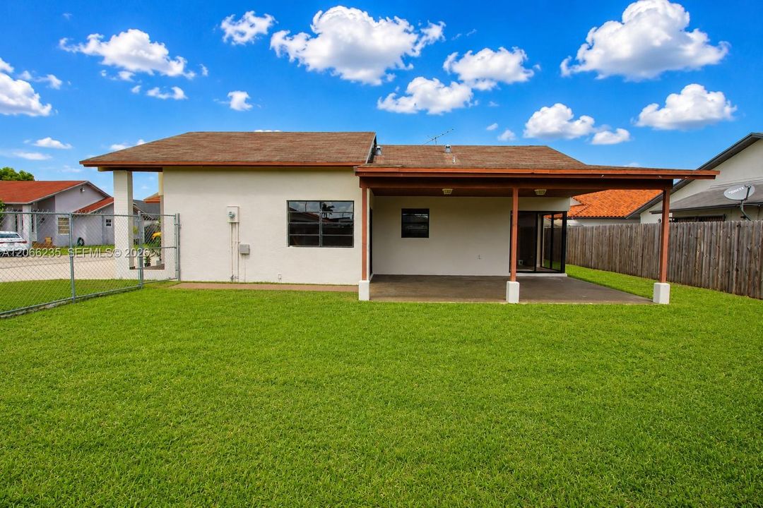 For Sale: $645,000 (3 beds, 2 baths, 1420 Square Feet)