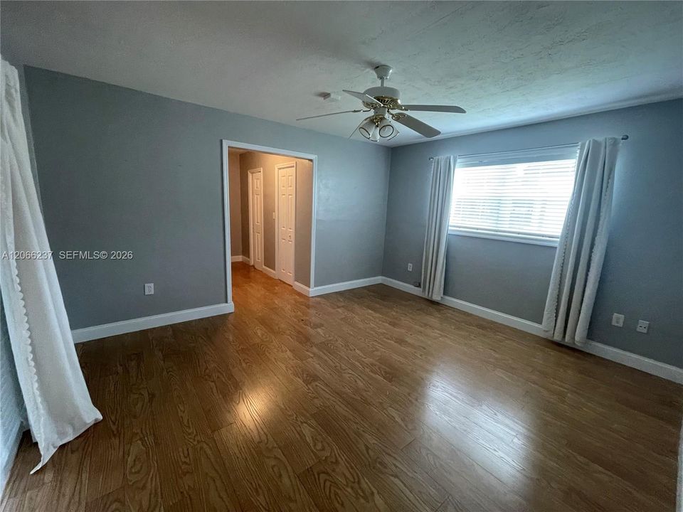 For Rent: $4,175 (3 beds, 2 baths, 1717 Square Feet)