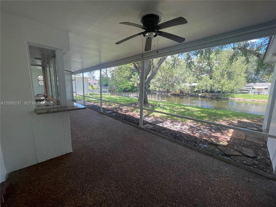 For Rent: $4,175 (3 beds, 2 baths, 1717 Square Feet)