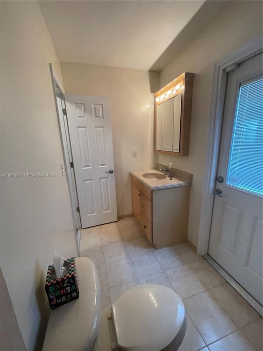 For Rent: $4,175 (3 beds, 2 baths, 1717 Square Feet)