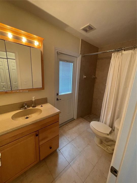 For Rent: $4,175 (3 beds, 2 baths, 1717 Square Feet)