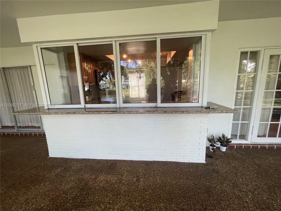 For Rent: $4,175 (3 beds, 2 baths, 1717 Square Feet)
