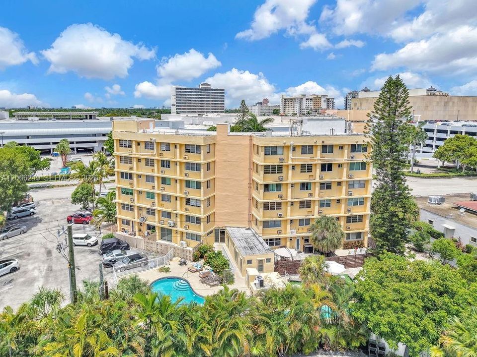For Sale: $159,000 (2 beds, 1 baths, 650 Square Feet)