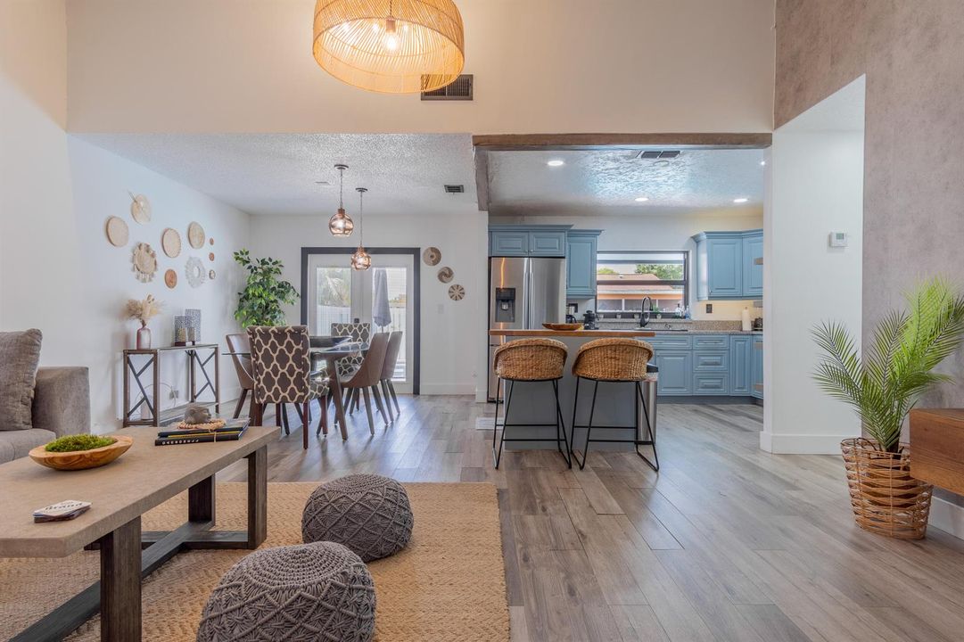 11010 NW 24th Ct-32