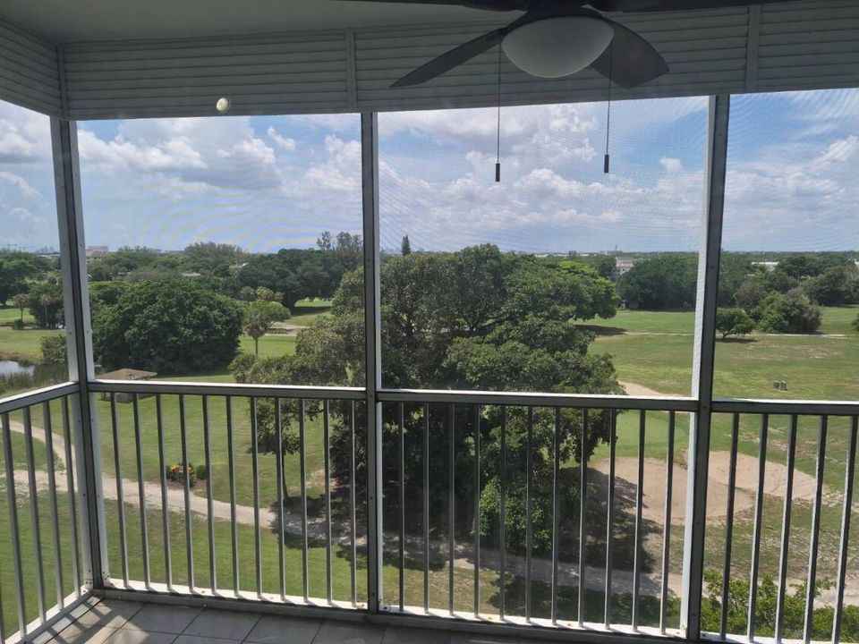 lanai photo