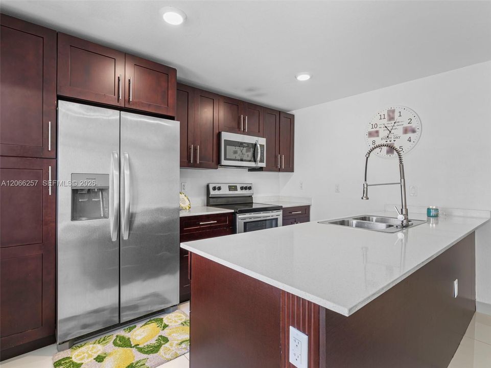 For Rent: $3,200 (4 beds, 3 baths, 1434 Square Feet)